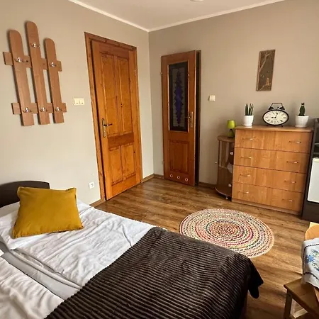 Roza Guest house